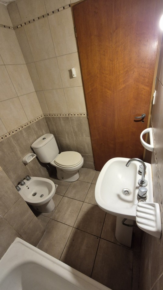 Alquiler Duplex 3 Ambientes con cochera en Moreno Sur