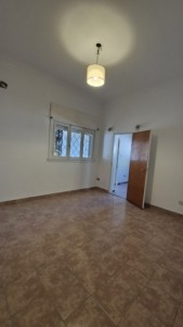 CASA EN ALQUILER CON GRAN PARQUE, QUINCHO Y UBICACION INMEJORABLE