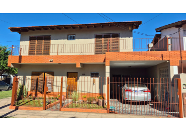 Excelente Casa 4 Ambientes en Barrio Arca, Paso del Rey