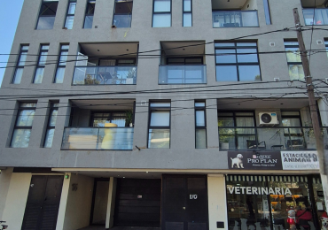 Moderno departamento s/Boulevard Evita | Pura Luz y Vistas | Cochera y SUM