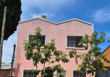 Departamento de 1 dormitorio c patio en Villa Zapiola