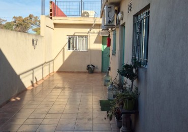 Alquiler Departamento 3 Ambientes a 300 mts Acc. Oeste con Cochera y Balcon