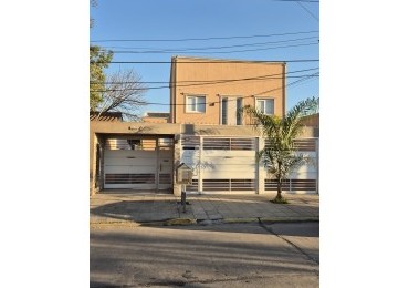 Duplex con 2 dormitorios en Paso del Rey centro