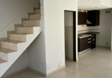 DUPLEX EN ZONA UNIVERSIDAD DE MORENO
